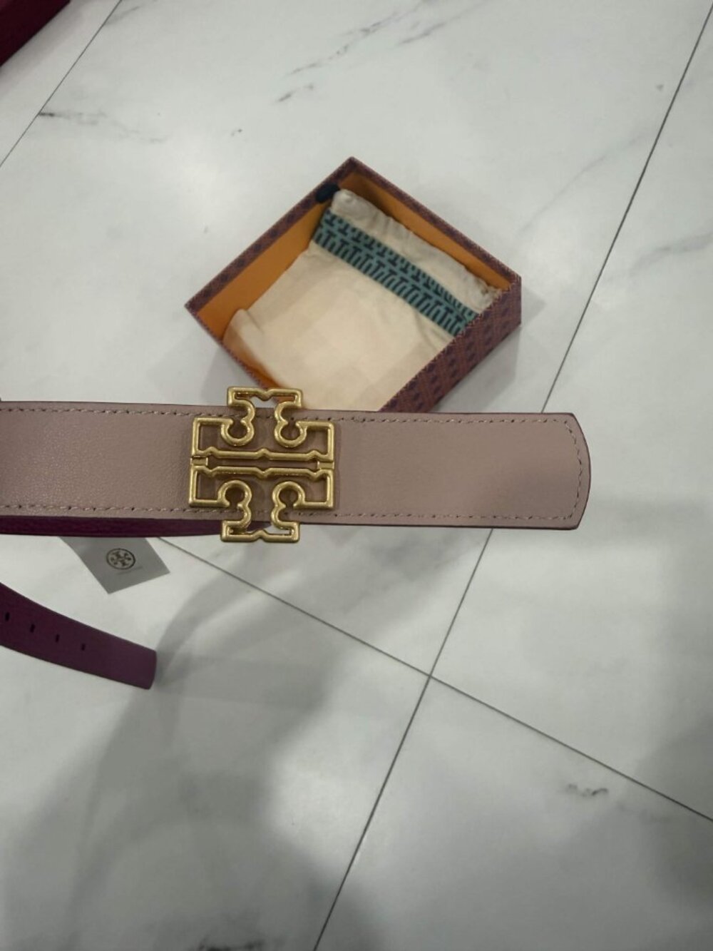 Tory Burch 1" Double T Reversible Belt Women's Size Small - Picture 2 of 6